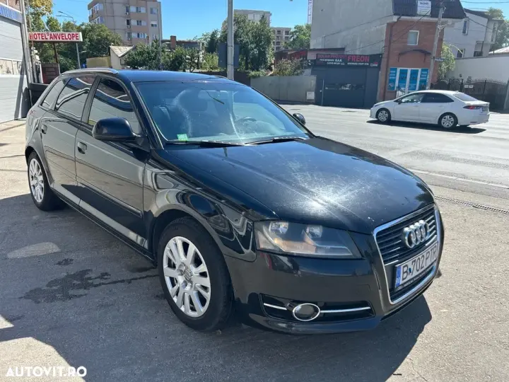 Audi A3 Sportback 8P 2.0 TDI DPF Attraction