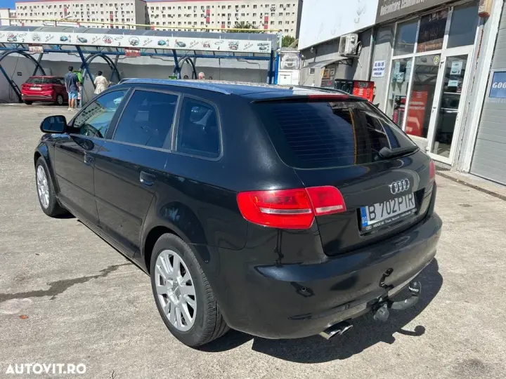 Audi A3 Sportback 8P 2.0 TDI DPF Attraction