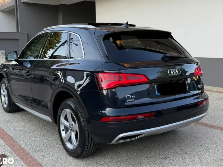 Audi Q5 8R 2.0 TDI Quattro S tronic Sport
