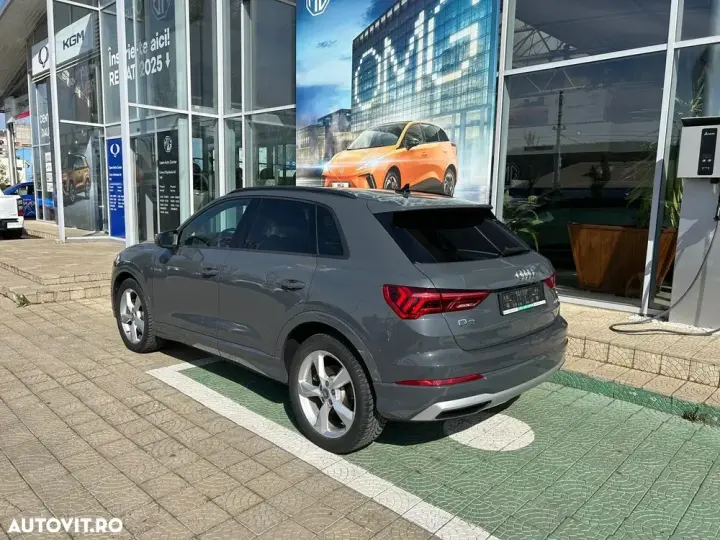 Audi Q3 F3 2.0 40 TFSI S tronic quattro S Line