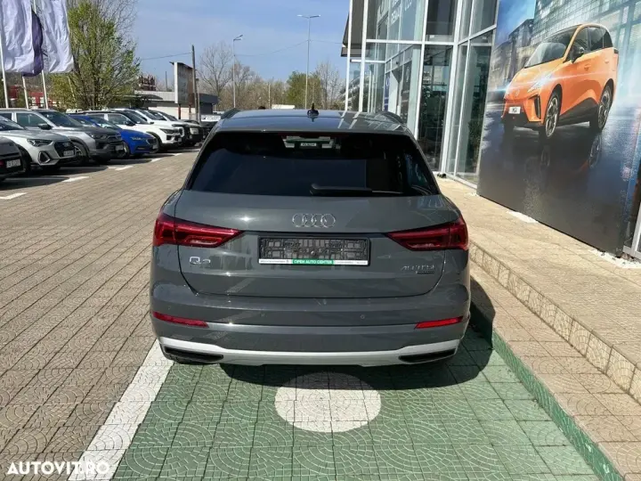 Audi Q3 F3 2.0 40 TFSI S tronic quattro S Line