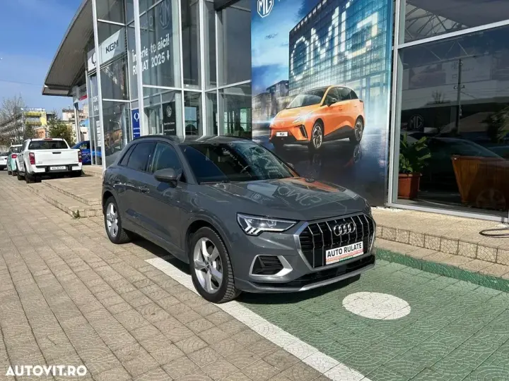 Audi Q3 F3 2.0 40 TFSI S tronic quattro S Line
