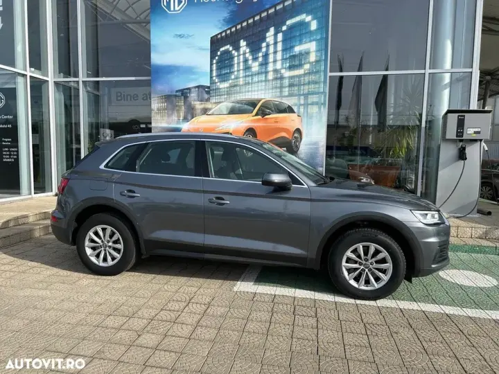 Audi Q5 FY 2.0 40 TDI quattro S tronic Design
