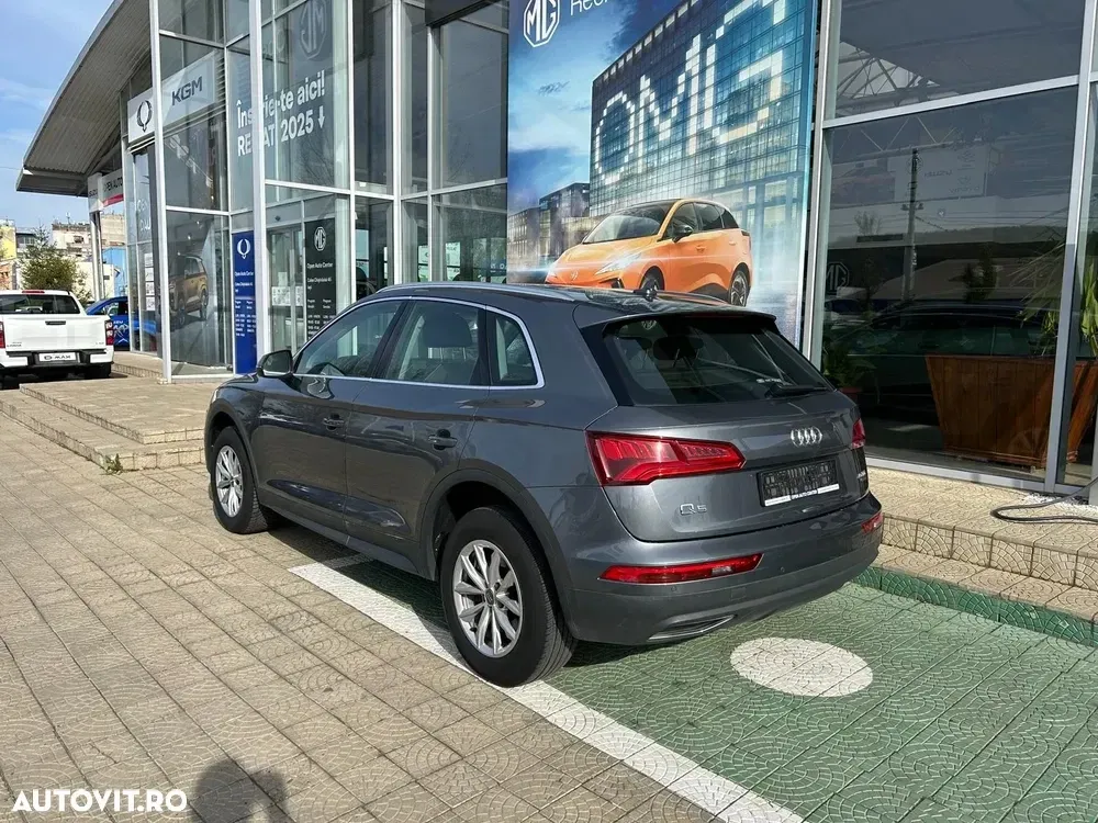 Audi Q5 FY 2.0 40 TDI quattro S tronic Design — imagine 6