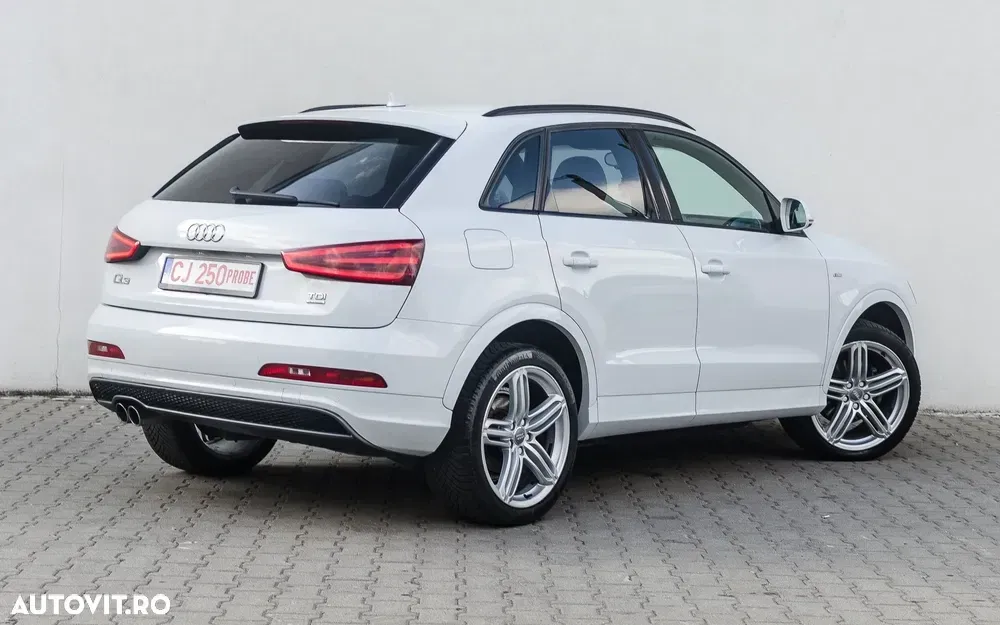 Audi Q3 2.0 TDI Quattro S tronic — imagine 6