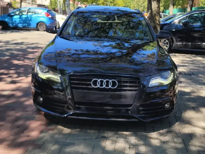 Audi A4 Avant B8 2.0 TDI Multitronic