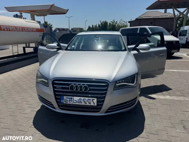 Audi A8 D4