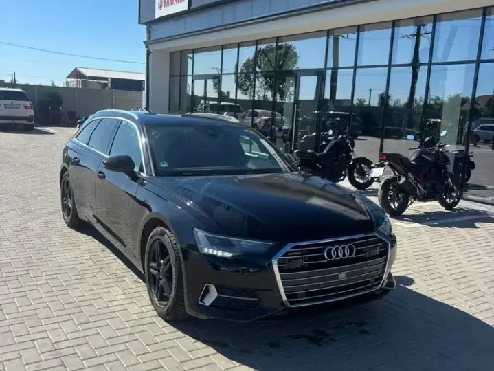 Audi A6 Avant C8 40 TDI quattro S tronic sport
