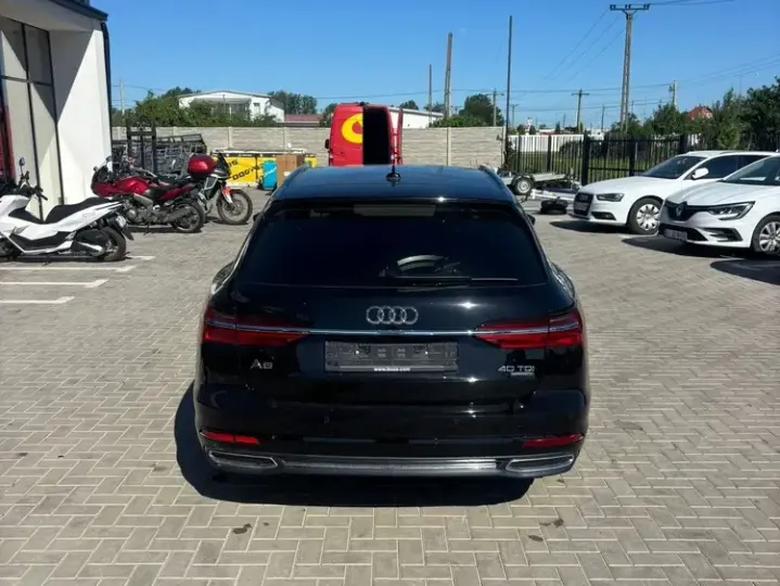 Audi A6 Avant C8 40 TDI quattro S tronic sport