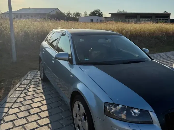 Audi A3 Sportback 8P 2.0 TFSI S tronic Ambition