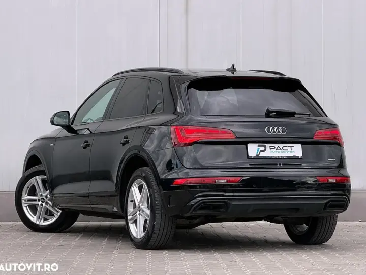 Audi Q5 FY 40 TDI quattro S tronic S line business