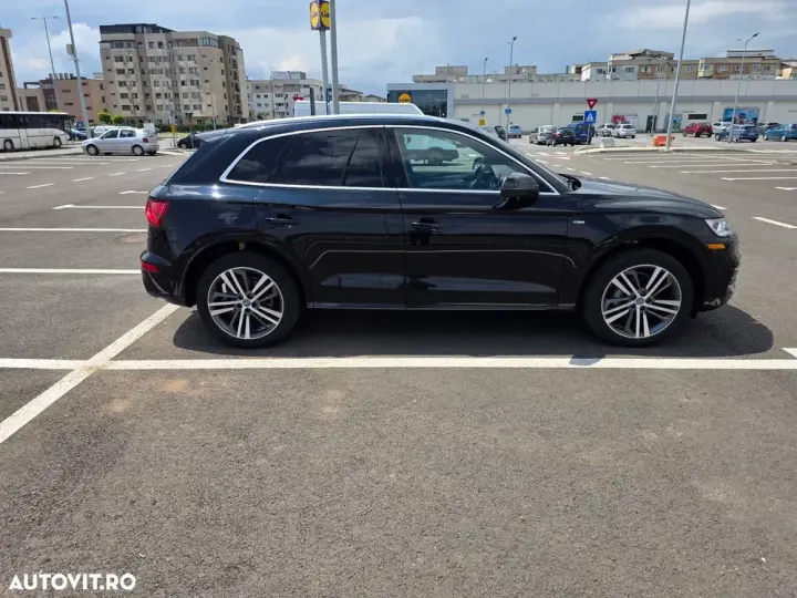 Audi Q5 FY 2.0 TFSI S tronic Sport