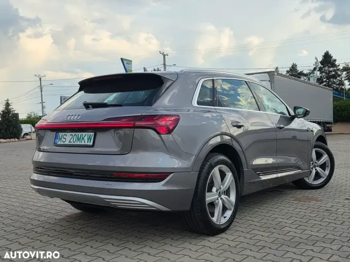 Audi e-tron 50 quattro advanced