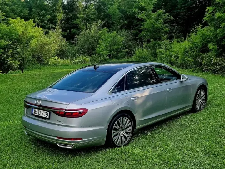 Audi A8 D5 A8L 3.0 55 TFSI quattro Tiptronic