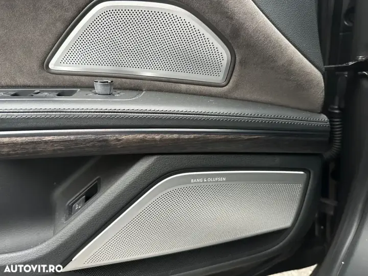Audi A8 A8L 3.0 55 TFSI quattro Tiptronic