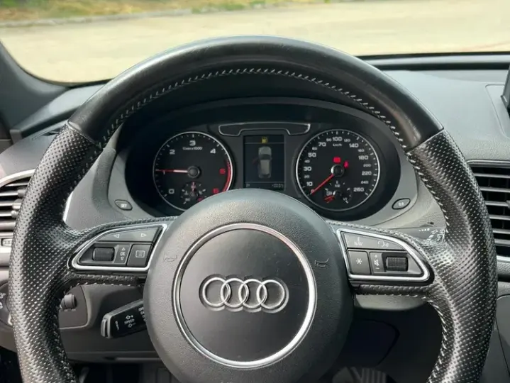 Audi Q3 8U 2.0 TDI Quattro Stronic