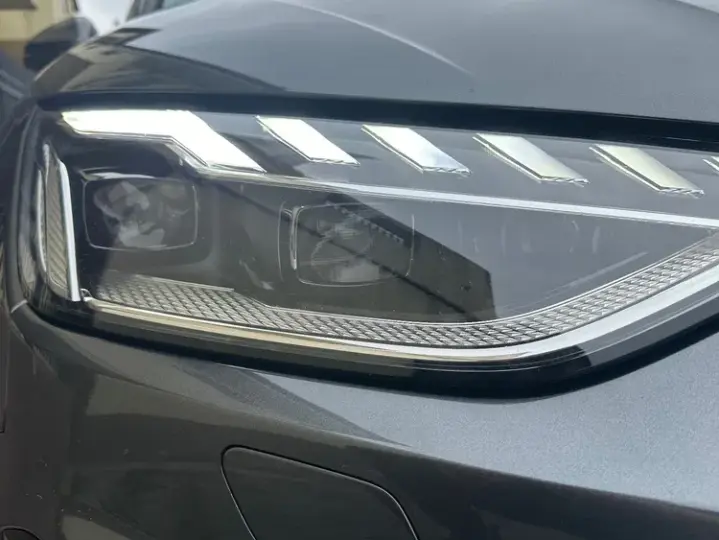 Audi A4 Limuzina B9 40 TDI quattro S tronic MHEV S Line