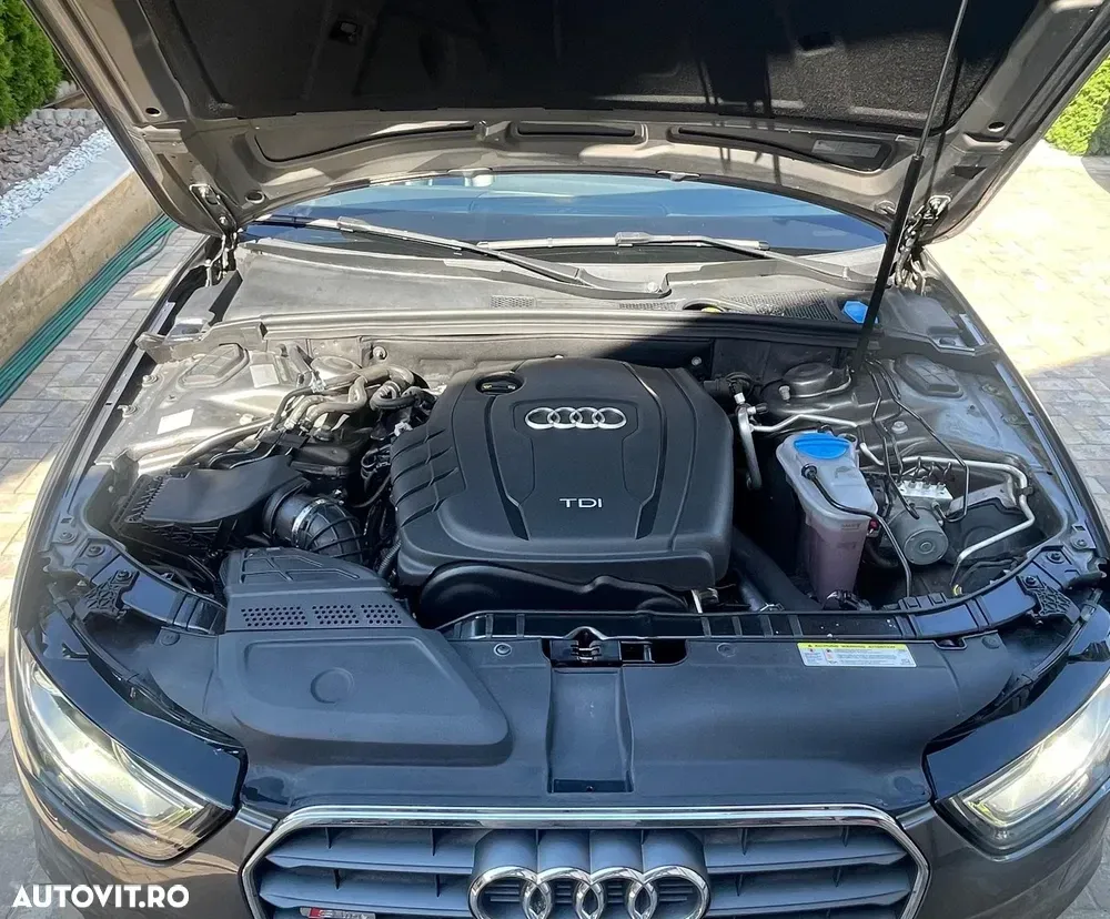 Audi A4 Limuzina B8 2.0 TDI — imagine 6
