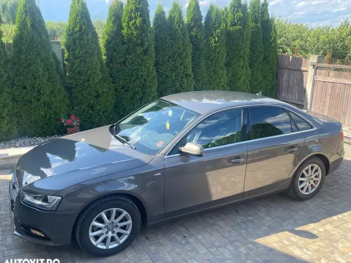 Audi A4 Limuzina B8 2.0 TDI