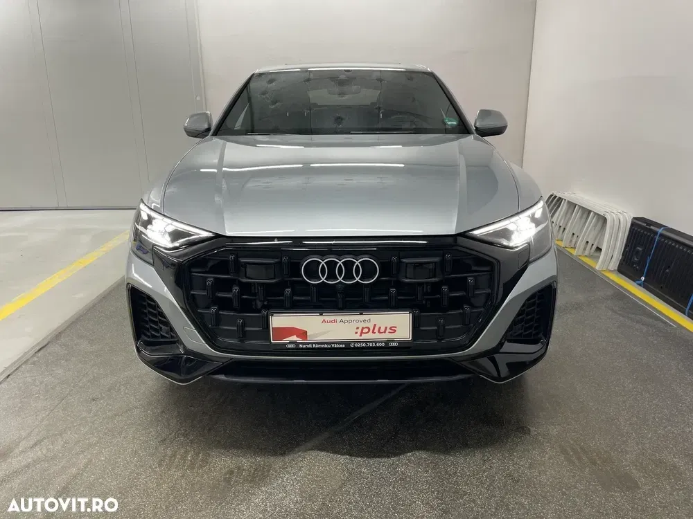Audi Q8 SUV TFSI e quattro 290 kW tiptronic — imagine 5