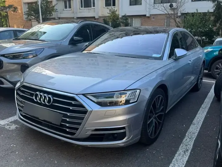 Audi A8 D5 3.0 50 TDI quattro Tiptronic
