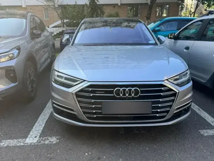 Audi A8 D5 3.0 50 TDI quattro Tiptronic