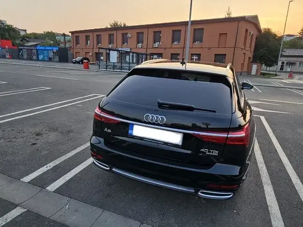 Audi A6 Avant C8 40 TDI quattro S tronic