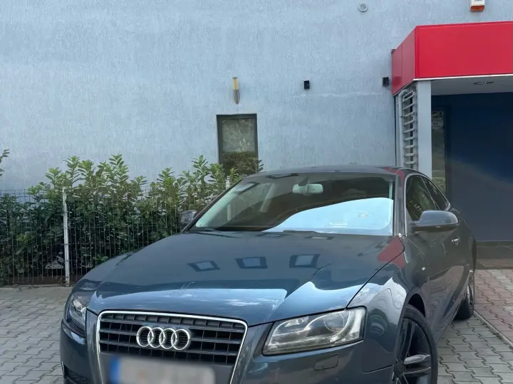Audi A5 Coupé 8T 2.0 TDI