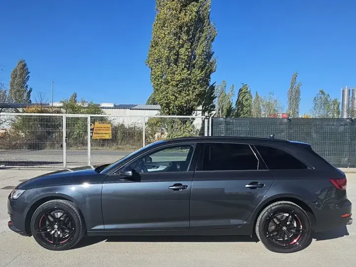 Audi A4 Avant B9 2.0 TDI S tronic