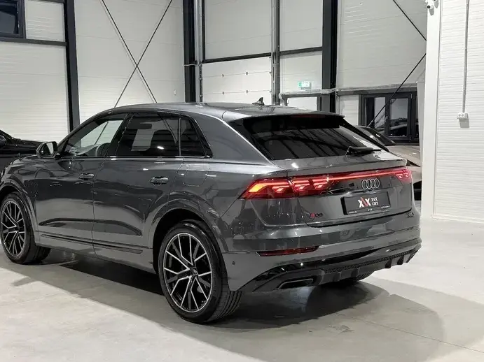 Audi Q8 55 TFSI e quattro Tiptronic PHEV