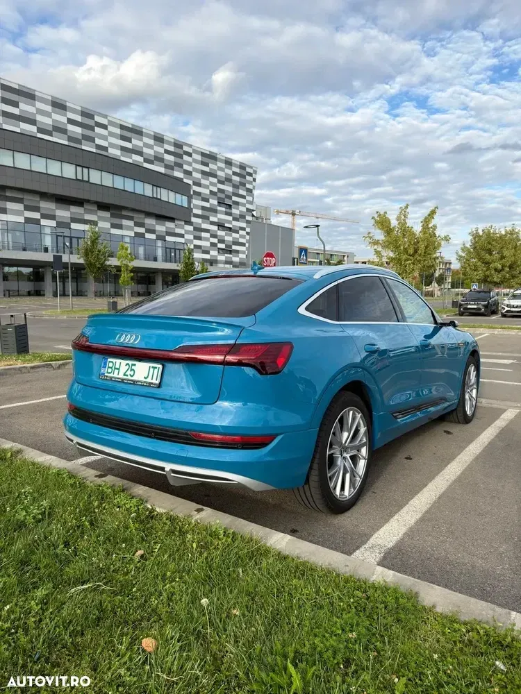 Audi e-tron Sportback 55 quattro S line — imagine 3