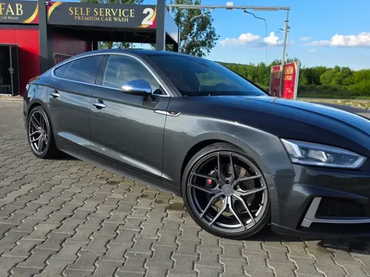 Audi S5 Sportback F5