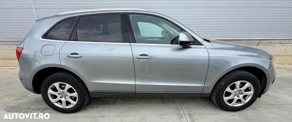 Audi Q5 8R 2.0 TDI Quattro Stronic — imagine 6