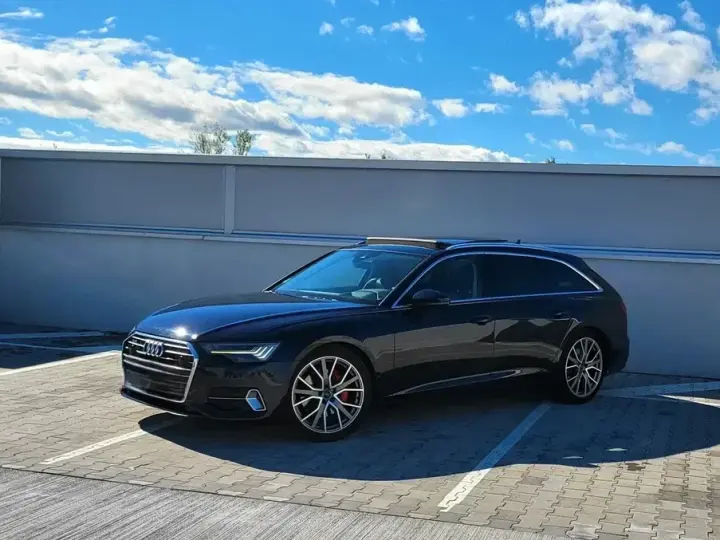Audi A6 Avant C8