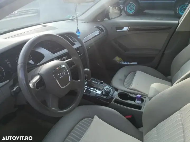 Audi A4 Avant B8 3.0 TDI quattro Tiptronic