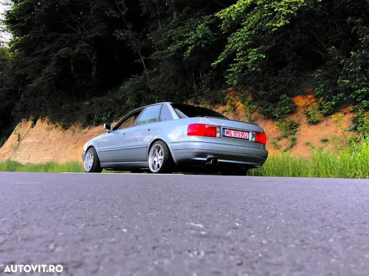 Audi 80
