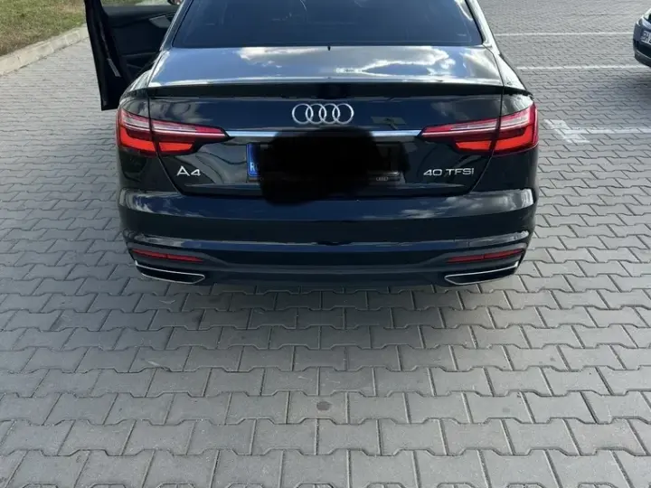 Audi A4 Limuzina B9 40 TFSI S tronic MHEV Advance