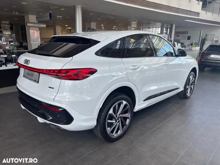 Audi Q5 50 TFSI e quattro S tronic PHEV S Line