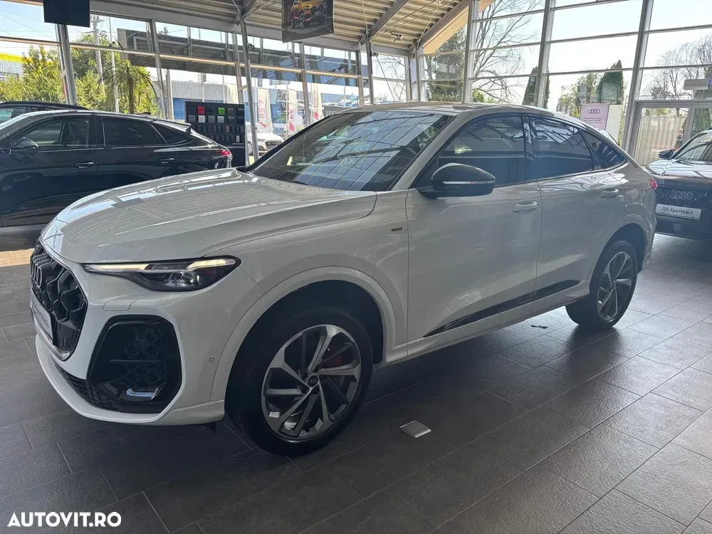 Audi Q5 50 TFSI e quattro S tronic PHEV S Line — imagine 2