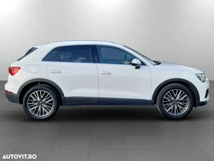 Audi Q3 F3 1.4 45 TFSI e PHEV Basic