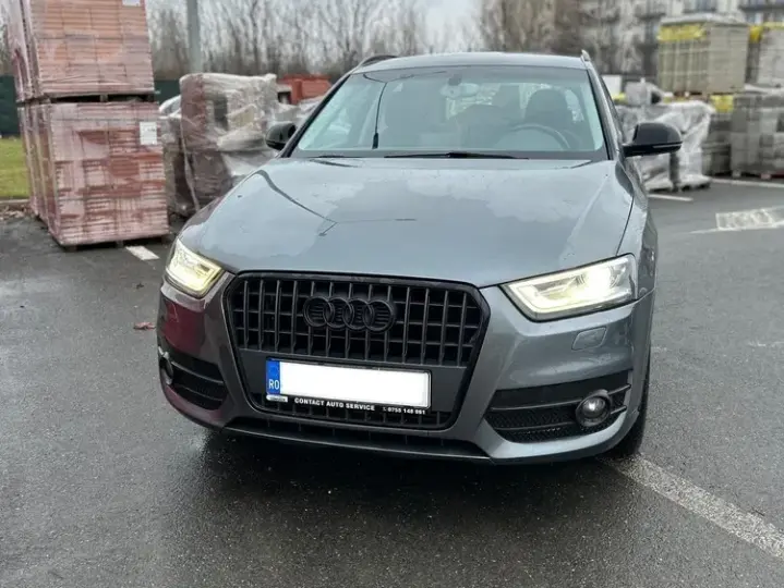 Audi Q3 8U