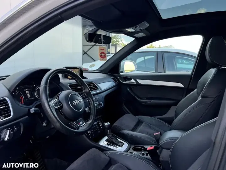 Audi Q3 8U