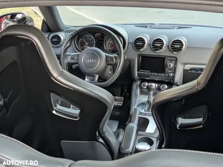 Audi TT RS 8J