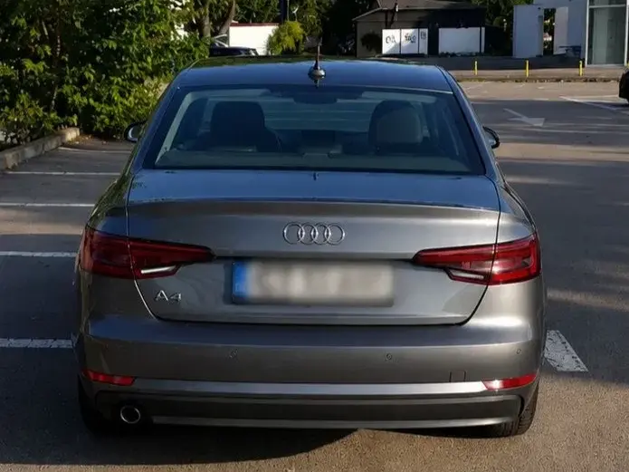 Audi A4 Limuzina B9