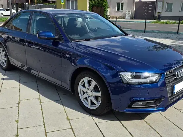 Audi A4 Limuzina B8 2.0 TDI quattro