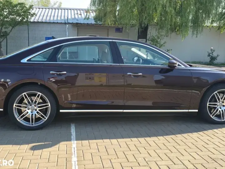 Audi A8 D5 A8L 3.0 55 TFSI quattro Tiptronic
