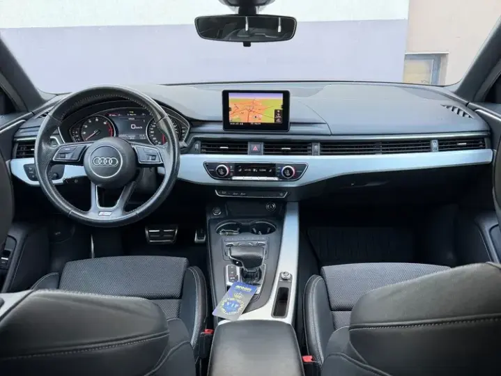 Audi A4 Limuzina B9 1.4 TFSI S tronic
