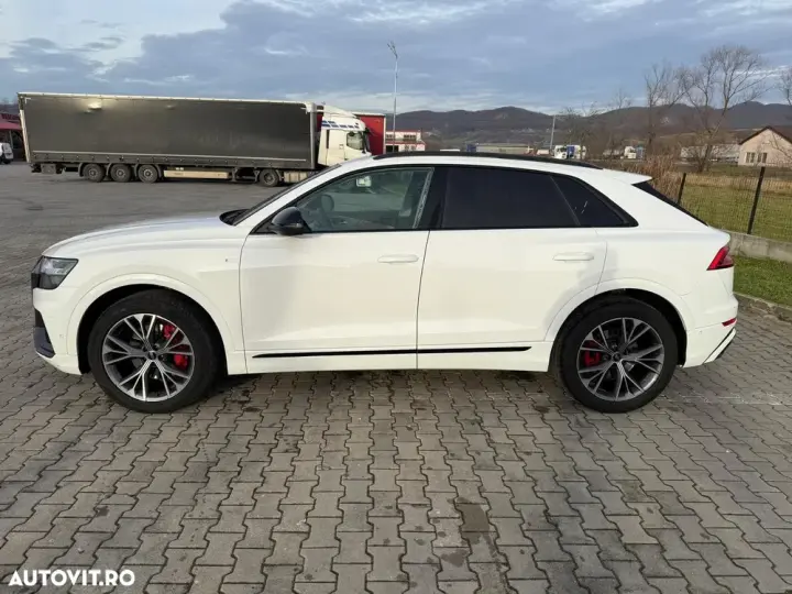 Audi Q8 3.0 55 TFSI quattro Tiptronic MHEV