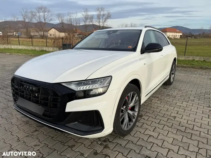 Audi Q8 3.0 55 TFSI quattro Tiptronic MHEV