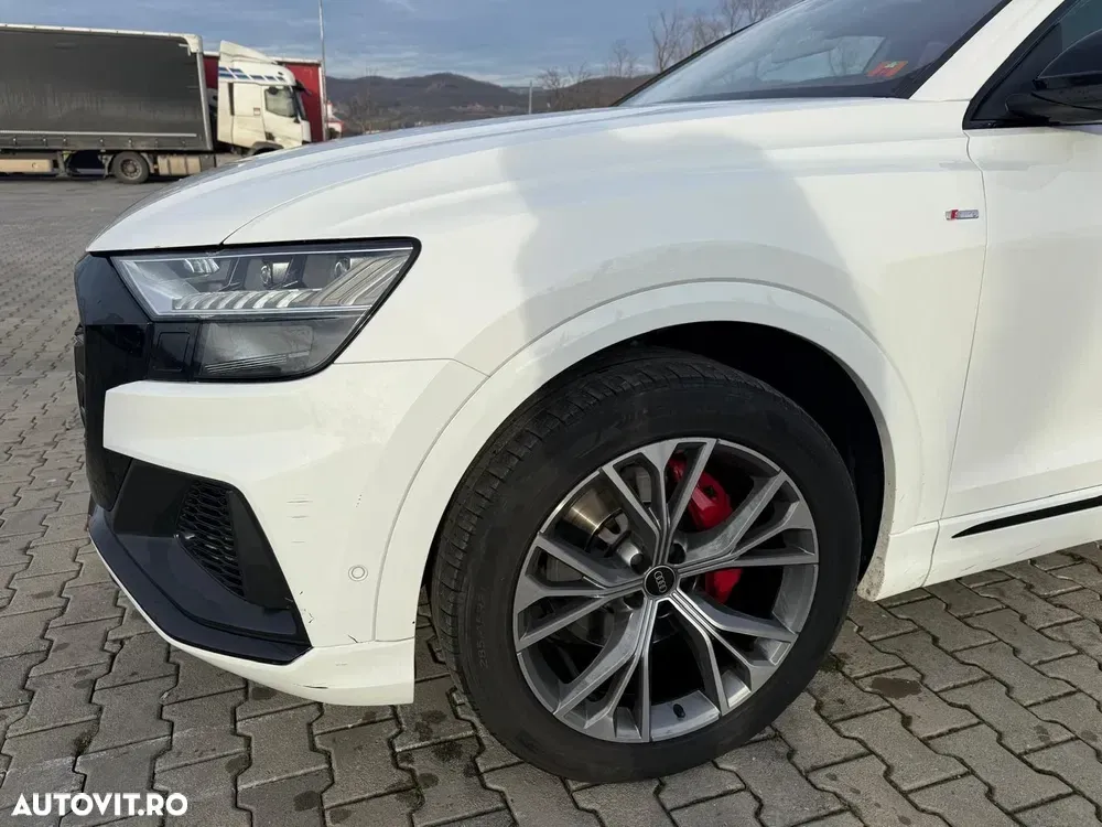 Audi Q8 3.0 55 TFSI quattro Tiptronic MHEV — imagine 6